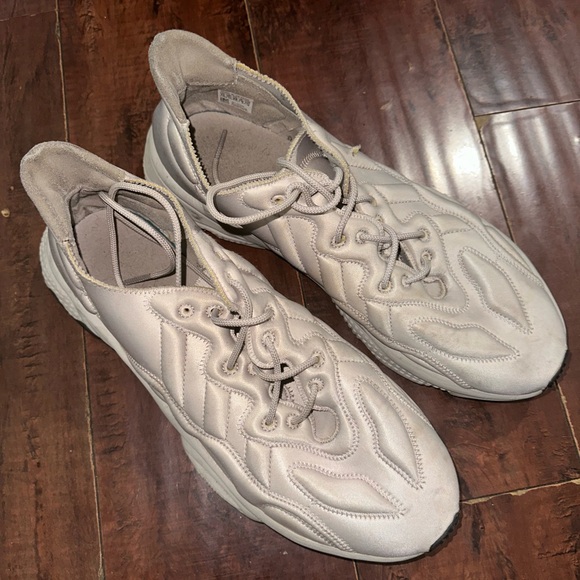 Condition: Used (normal wear)
Men’s shoes - Picture 4 of 5